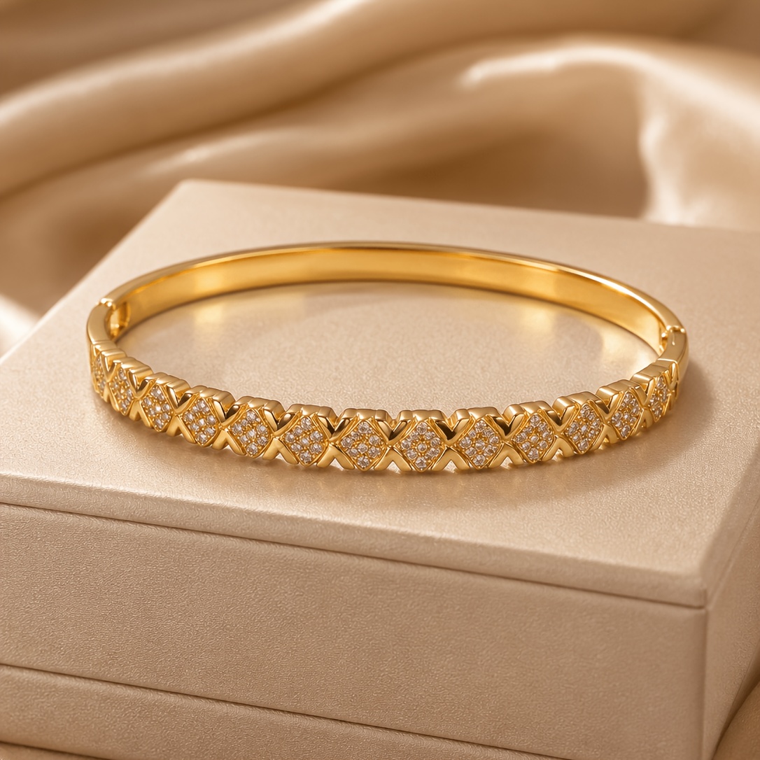 Women's Vintage-Style Rhombus Patchwork Clasp Bracelet, Glossy Finish